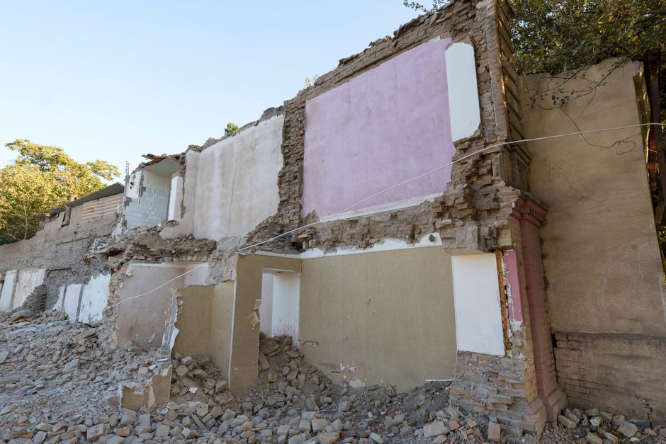 Deprem riski taşıyan eski yapı hasarları ve yapısal sorunlar